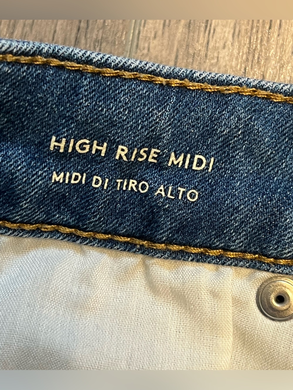 Universal Thread High Rise Midi Jean Shorts - Picture 4 of 4